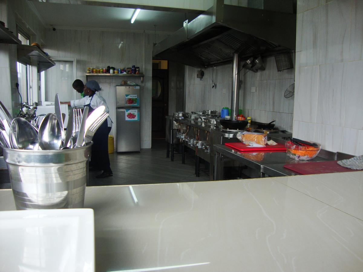 Ash White Hotel Nairobi Eksteriør billede