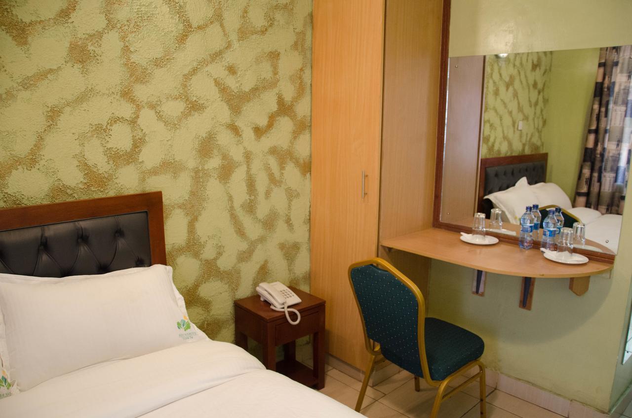 Ash White Hotel Nairobi Eksteriør billede